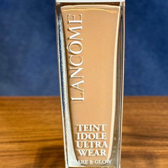 Lancome Teint Idole Ultra Wear Care & Glow Foundation 310N NEW - Picture 3 of 4